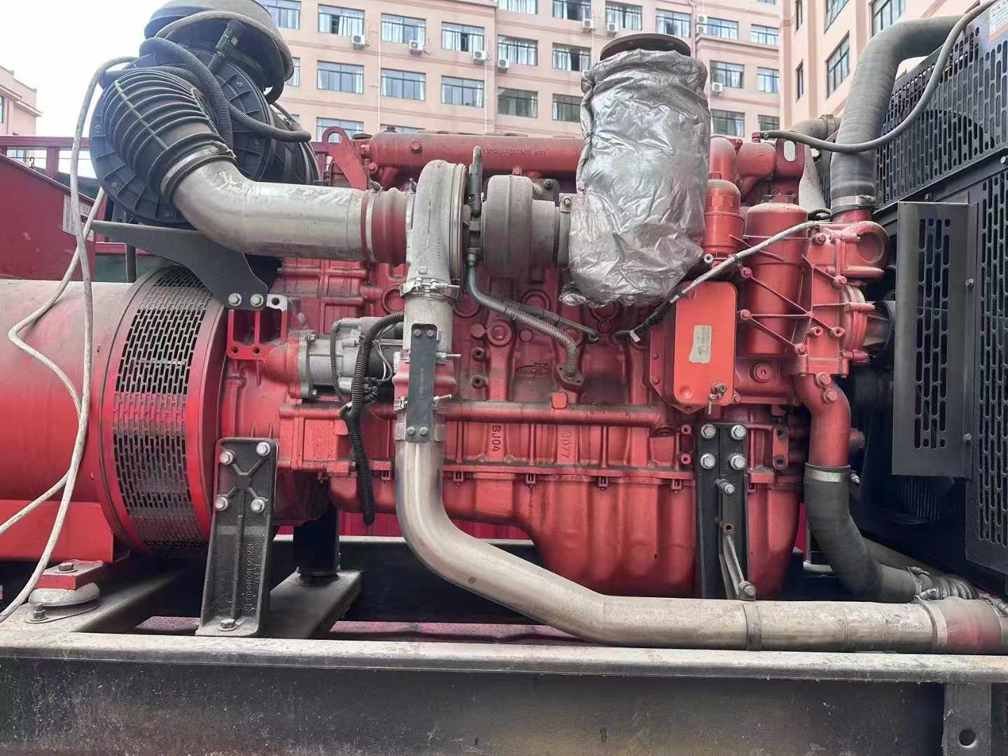 科尔沁左翼后如何选择适合 600kW 柴油发电机组的过载保护器？